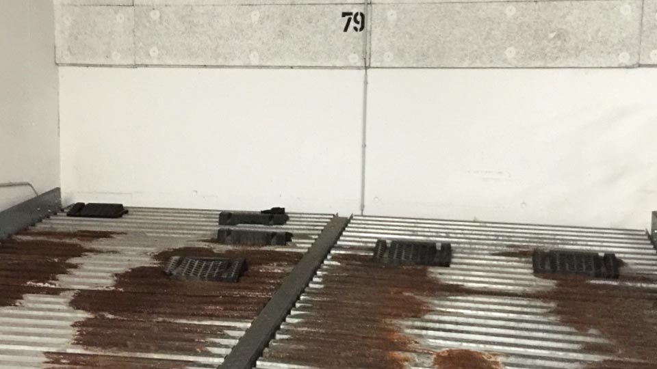 Alter Doppelparker / alte Duplex Garage